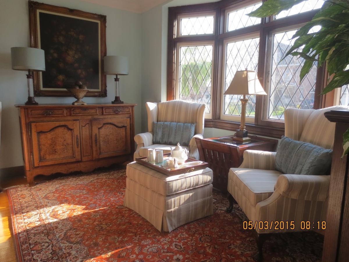 Bed and Breakfast Robinsong Thorold Exterior foto