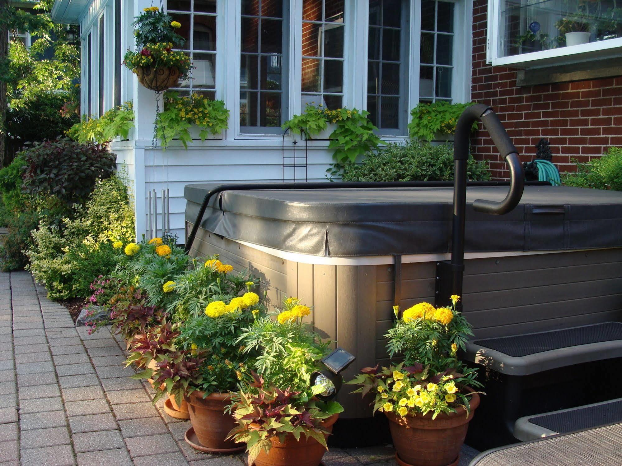 Bed and Breakfast Robinsong Thorold Exterior foto
