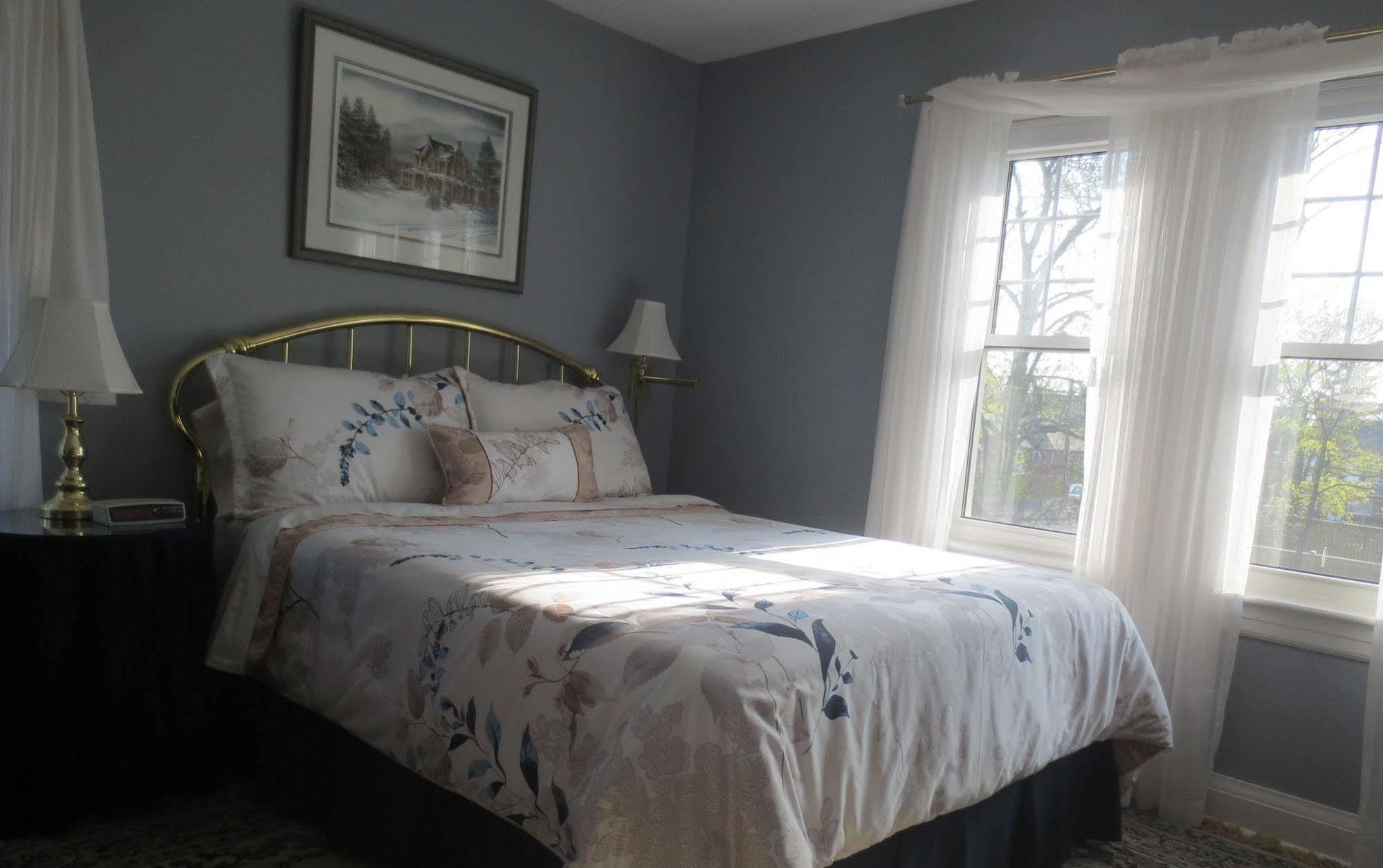 Bed and Breakfast Robinsong Thorold Exterior foto