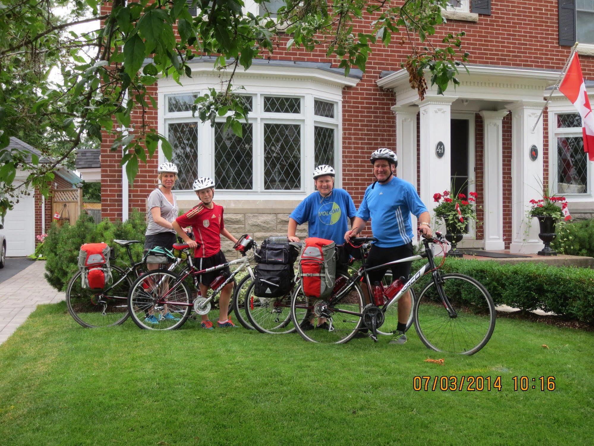 Bed and Breakfast Robinsong Thorold Exterior foto